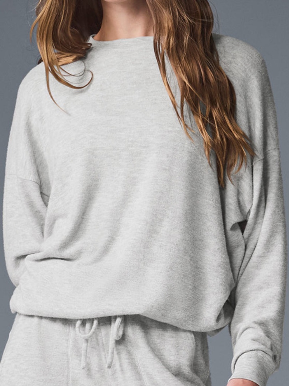 ALO Yoga Light Gray Crewneck Pullover Sweatshirt